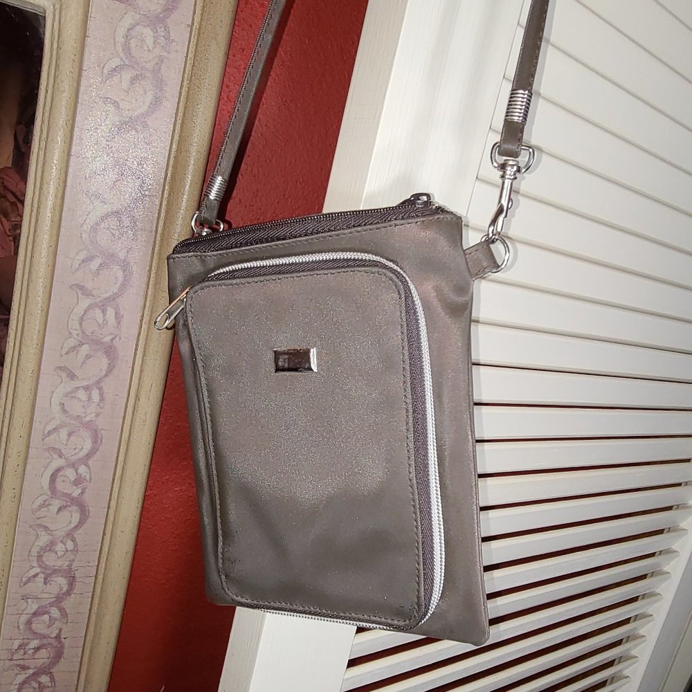 CrossBody Purse - Picture 3 of 10